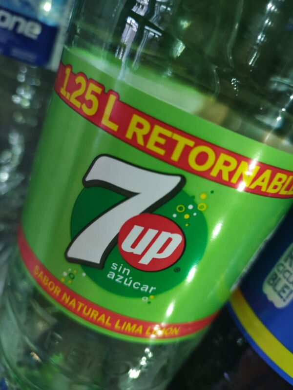 SEVEN UP FREE RETORNABLE 1,250 LT