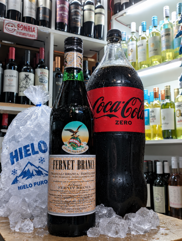 PROMO FERNET + S/A COCA 2,5 + HIELO S/A