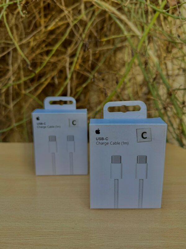 CABLE C A C IPHONE MANZANITA NEGRA