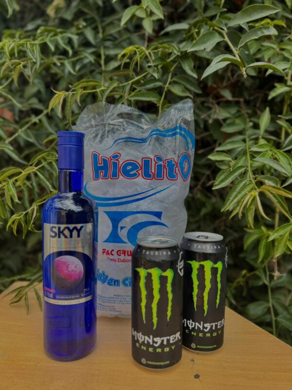 SKYY SABORIZADO + 2 MONSTER + HIELO