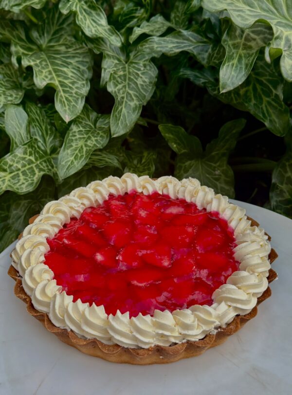 TARTA DE FRUTILLAS Y CREMA GRANDE